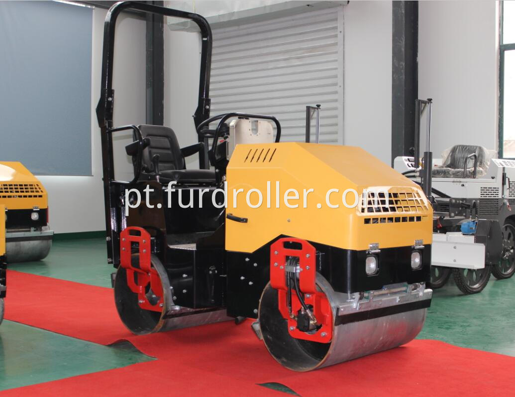 FYL-900 1.8ton roller